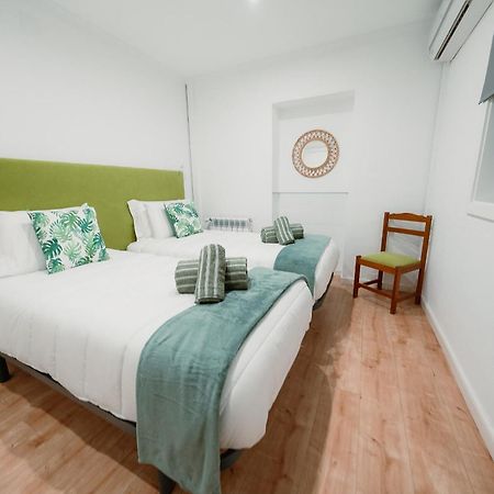 וילה נובה דה גאיה Douro Garden & Rooftop - Authentic Portuguese Guesthouse מראה חיצוני תמונה