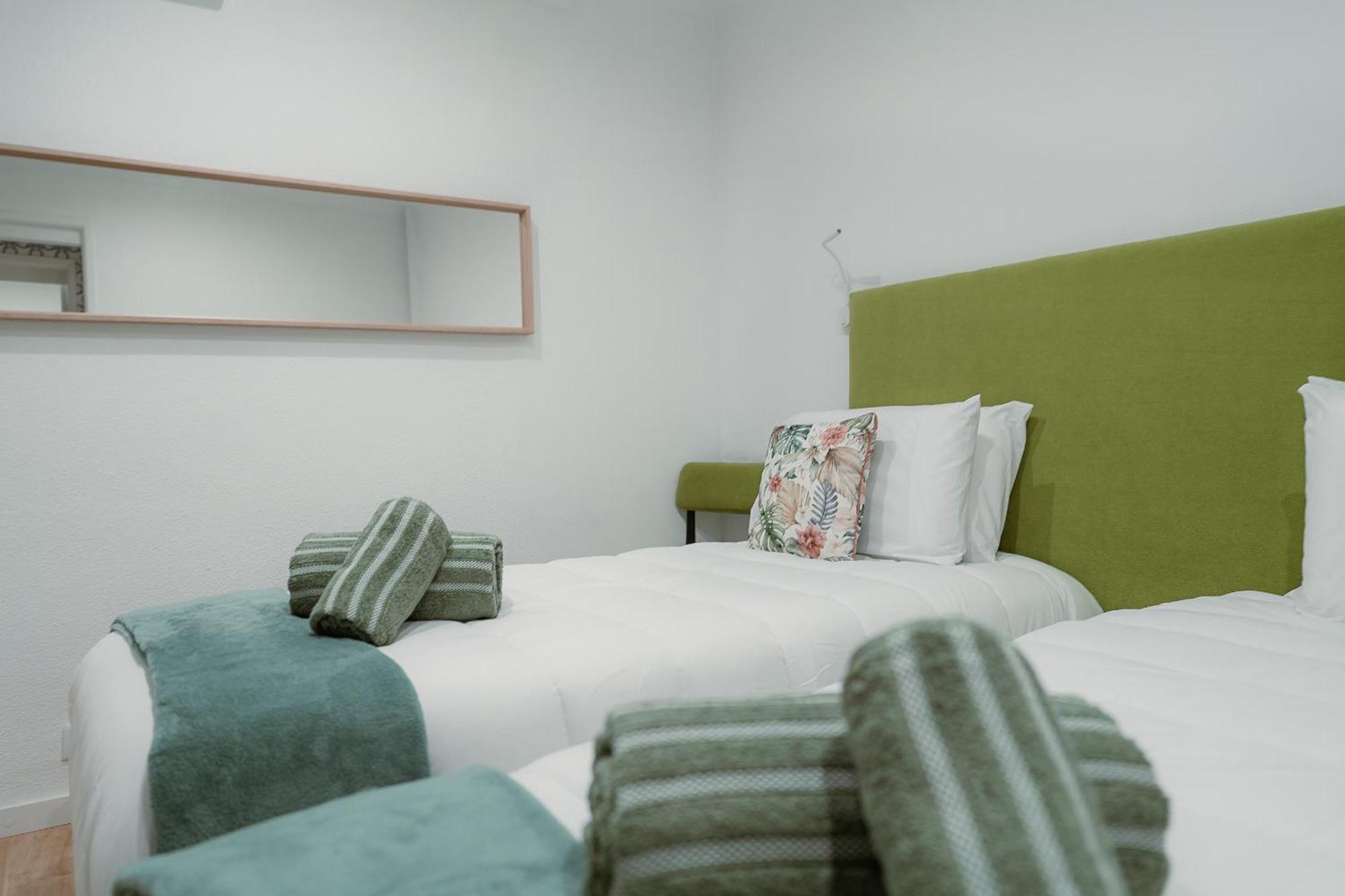 וילה נובה דה גאיה Douro Garden & Rooftop - Authentic Portuguese Guesthouse מראה חיצוני תמונה