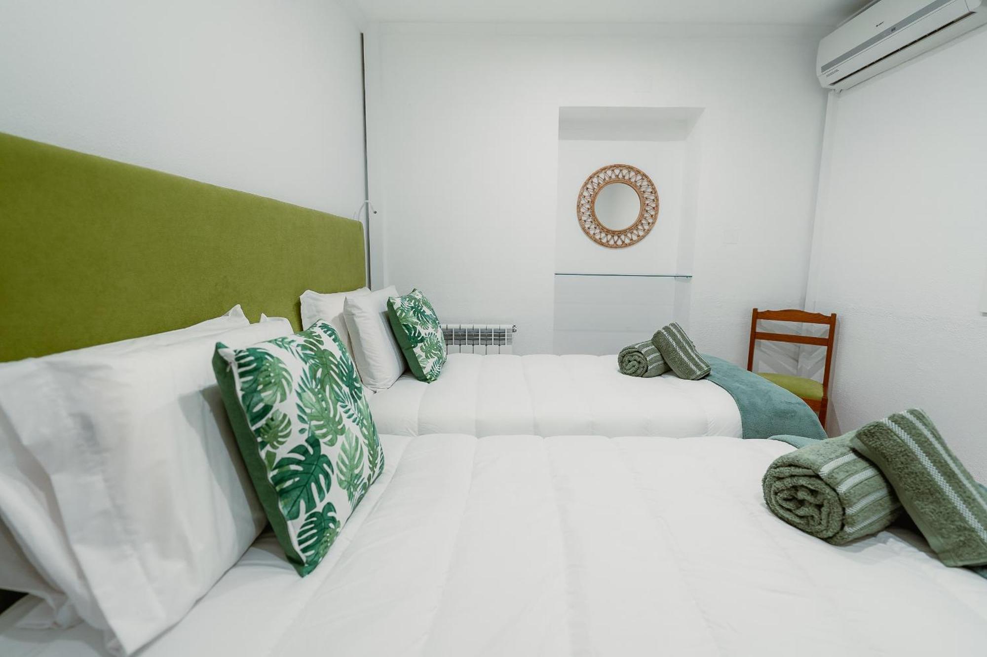 וילה נובה דה גאיה Douro Garden & Rooftop - Authentic Portuguese Guesthouse מראה חיצוני תמונה